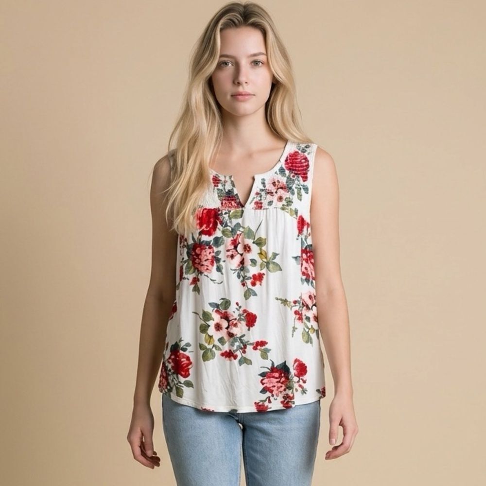 NWOT Papermoon Plus Size White Floral Sleeveless V Neck Top Blouse - Size 3XL